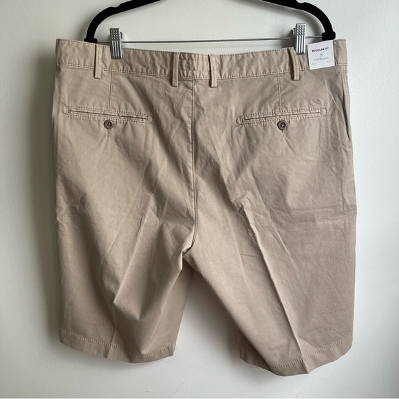 NWT Brax "Bellevill" Khaki Shorts Chino Flat Front Bermuda Size 40 Inseam 12" - Picture 2 of 6